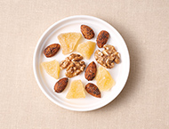 青森のりんごとミックスナッツ ブラックペッパー味